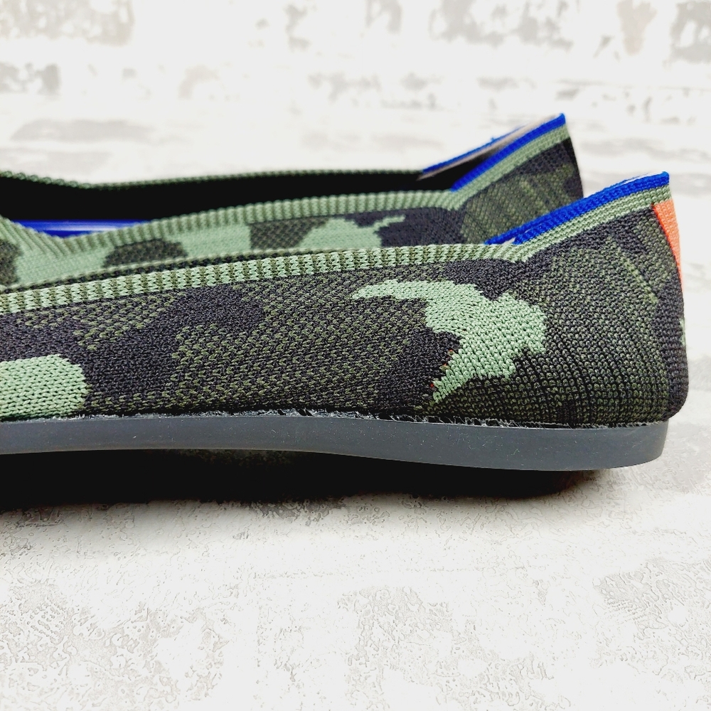 New Rothy’s The Point Olive Camo Slip On Ballet Flat Shoes W80 - Picture 2 of 10